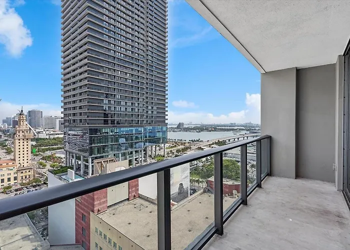 X-Lounge II - Highrise In The Heart Of Downtown With Rooftop Pool & Skyline Views