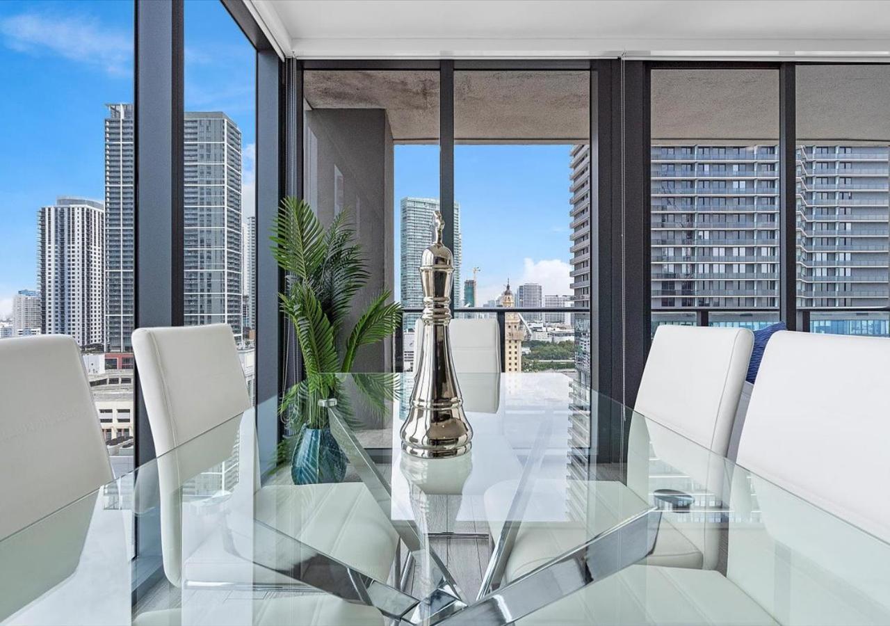 X-lounge Ii - Highrise In The Heart Of Downtown With Rooftop Pool & Skyline Views Apartamento *